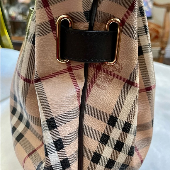 “BURBERRY” 💯% Authentic Hobo Bag - Picture 9 of 11